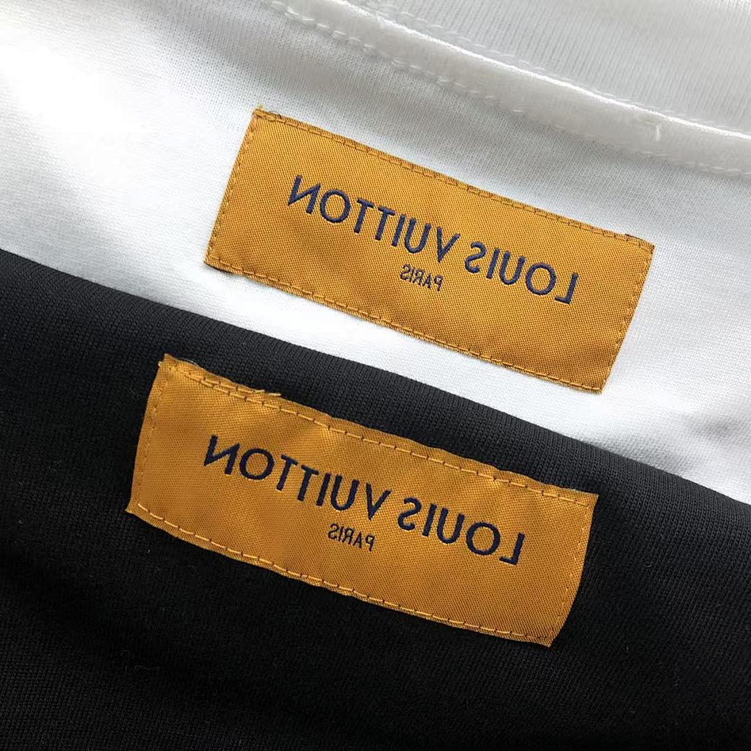 Louis Vuitton 108 L⭐ T-SHIRT 41061310126 (Im 170Cm 60Kg I Wear Size XS In The Phot) - Image 19