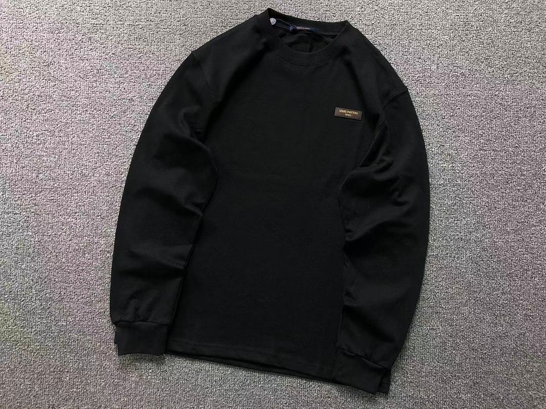 Louis Vuitton 139 L⭐ LONG SLEEVED 3207240621 (Im 170Cm 60Kg I Wear Size M In The Phot) - Image 10