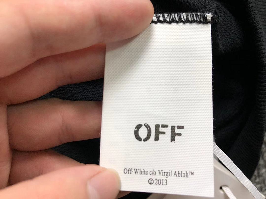 Off-White 208 OFF-WHITE (WHITE HOODIE) - Image 15