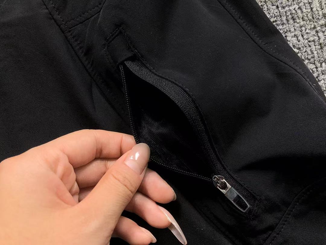 On Running 188 ON JACKET 2205270804 (Im 170Cm 60Kg I Wear Size L In The Phot) - Image 17