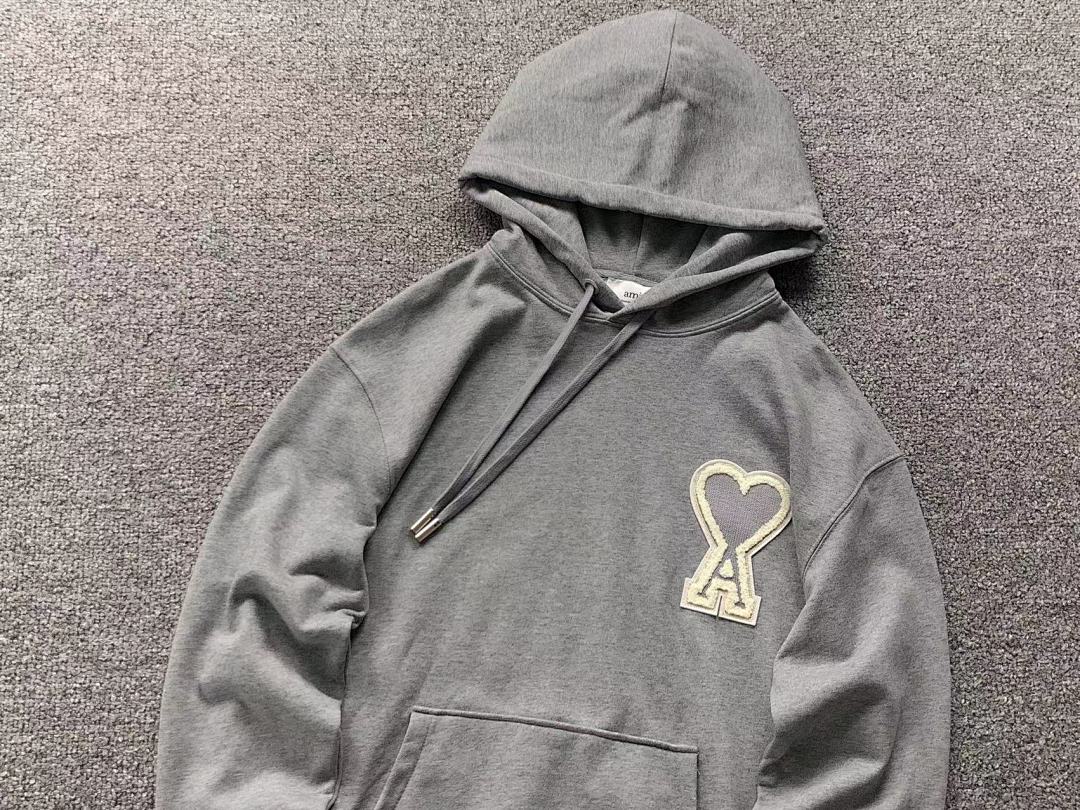 AMI 168 AMI HOODIE 3110170521 (Im 170Cm 60Kg I Wear Size M In The Phot) - Image 31