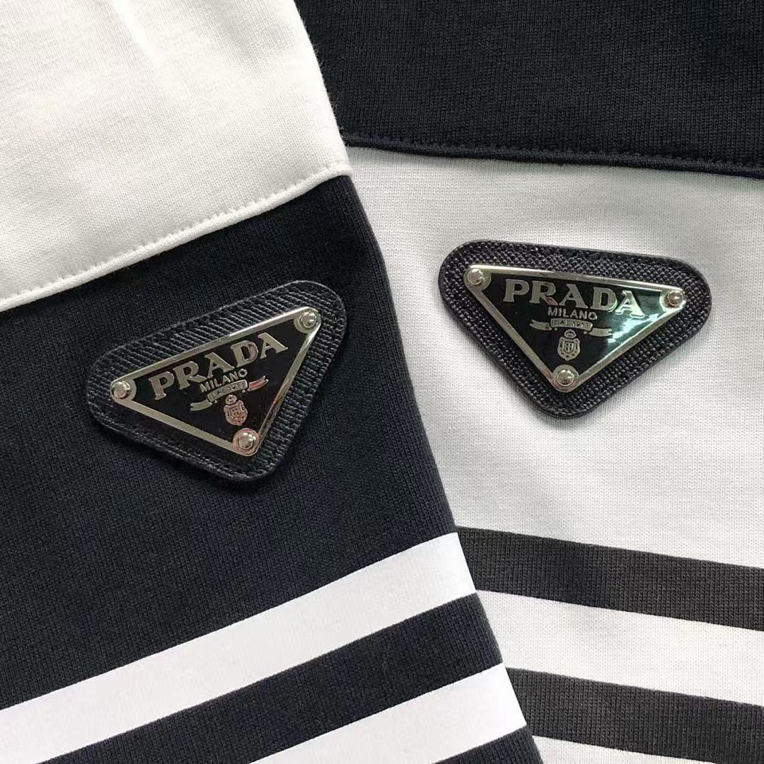 Prada 95 P⭐A⭐A T-SHIRT 3203181003 (Im 170Cm 60Kg I Wear Size M In The Phot) - Image 12