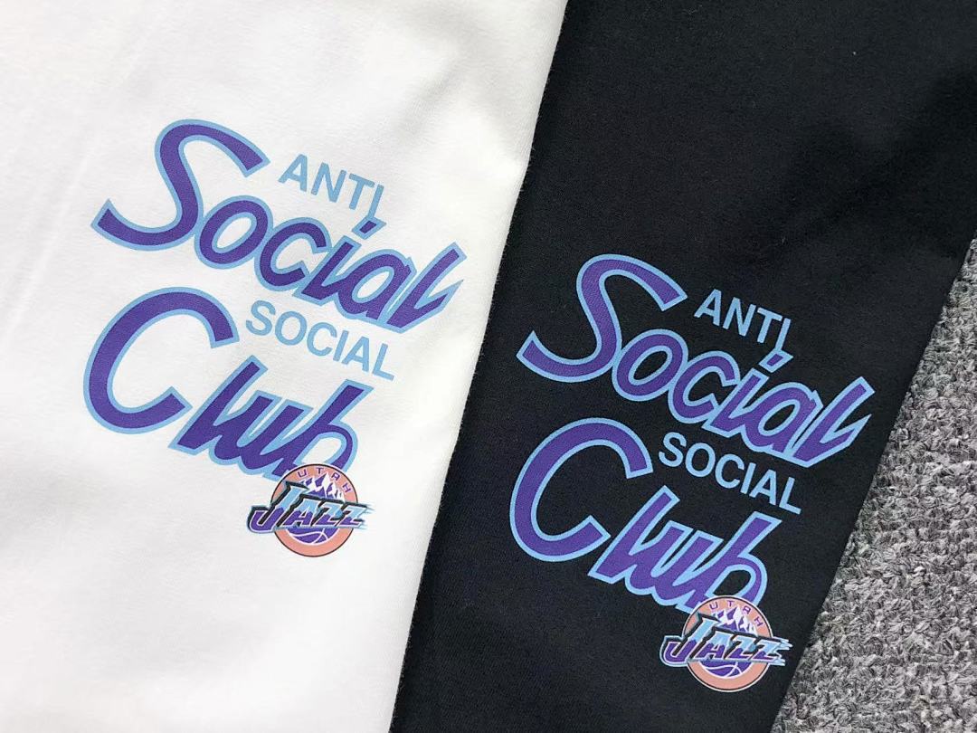 Christian Louboutin 85 ANTI SOCIAL CLUB T-SHIRT - Image 16