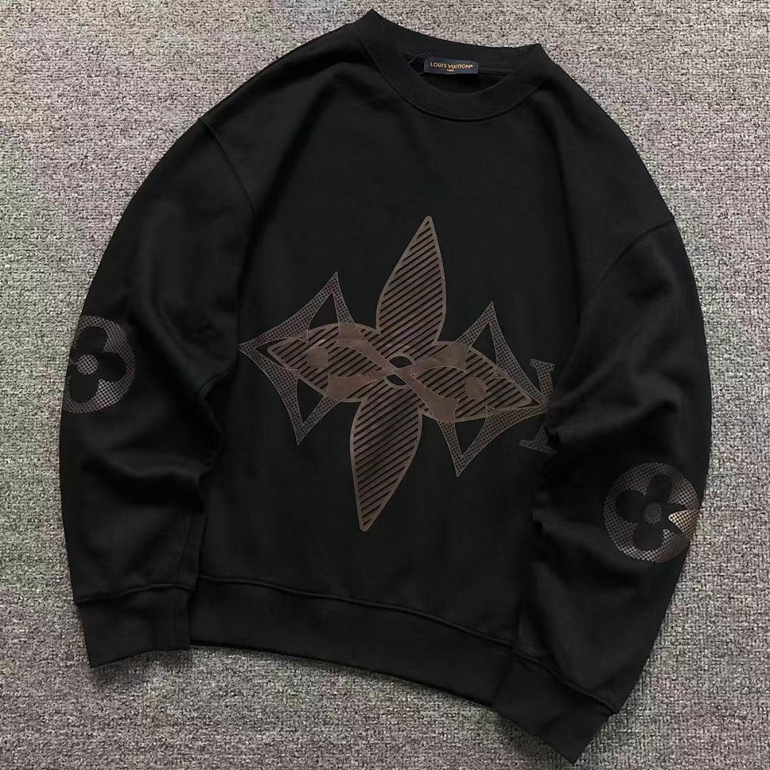 Louis Vuitton 158 L⭐ HOODIE 511181870 (Im 170Cm 60Kg I Wear Size M In The Phot)