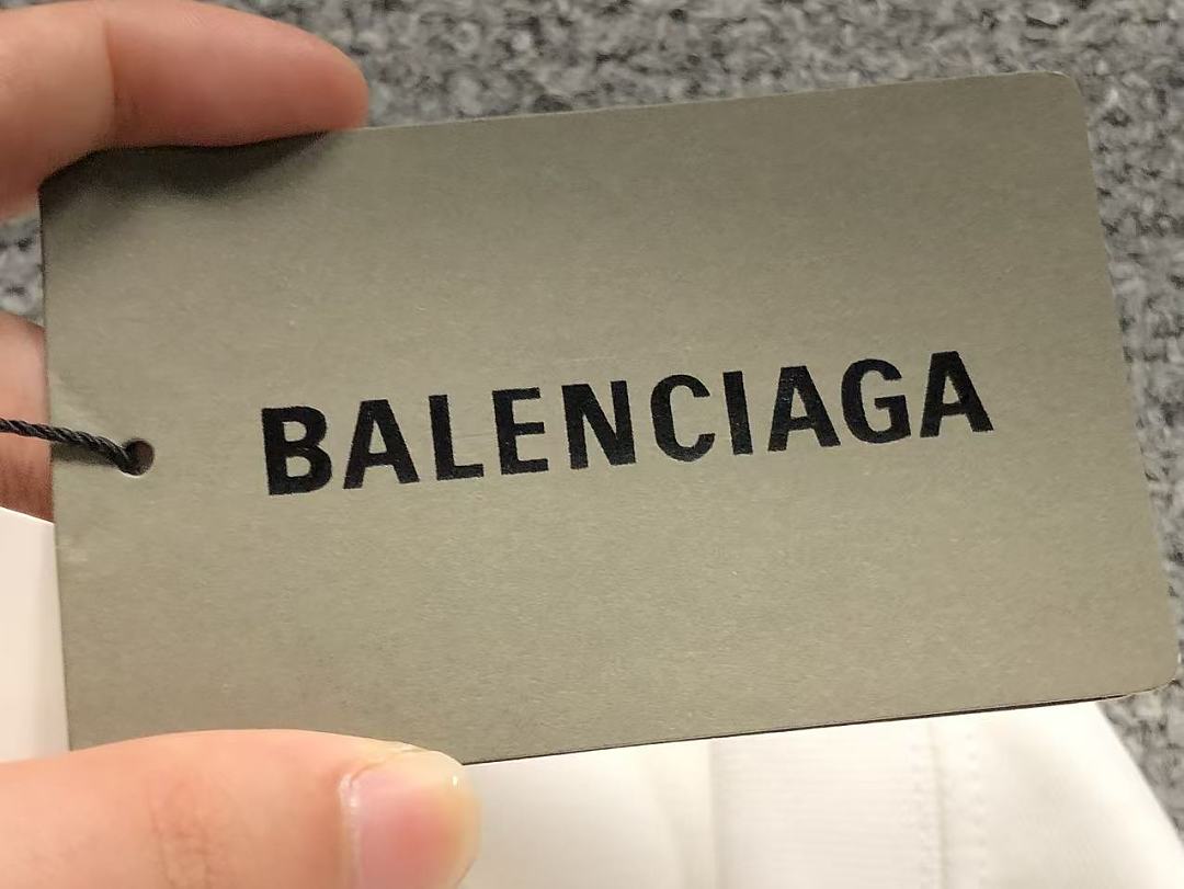 Balenciaga 125 B⭐L⭐⭐⭐IA⭐A T-SHIRT - Image 10