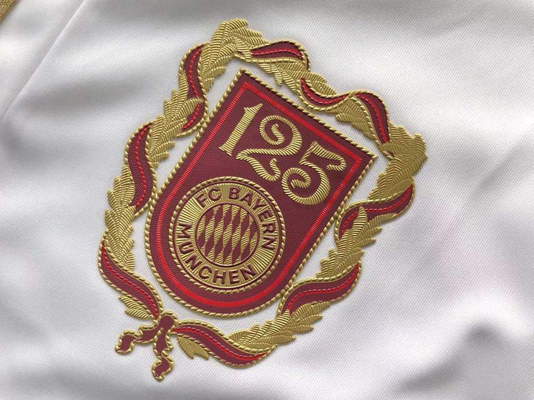 Chanel 68 FOOTBALL T-SHIRT SHORTS - Image 26