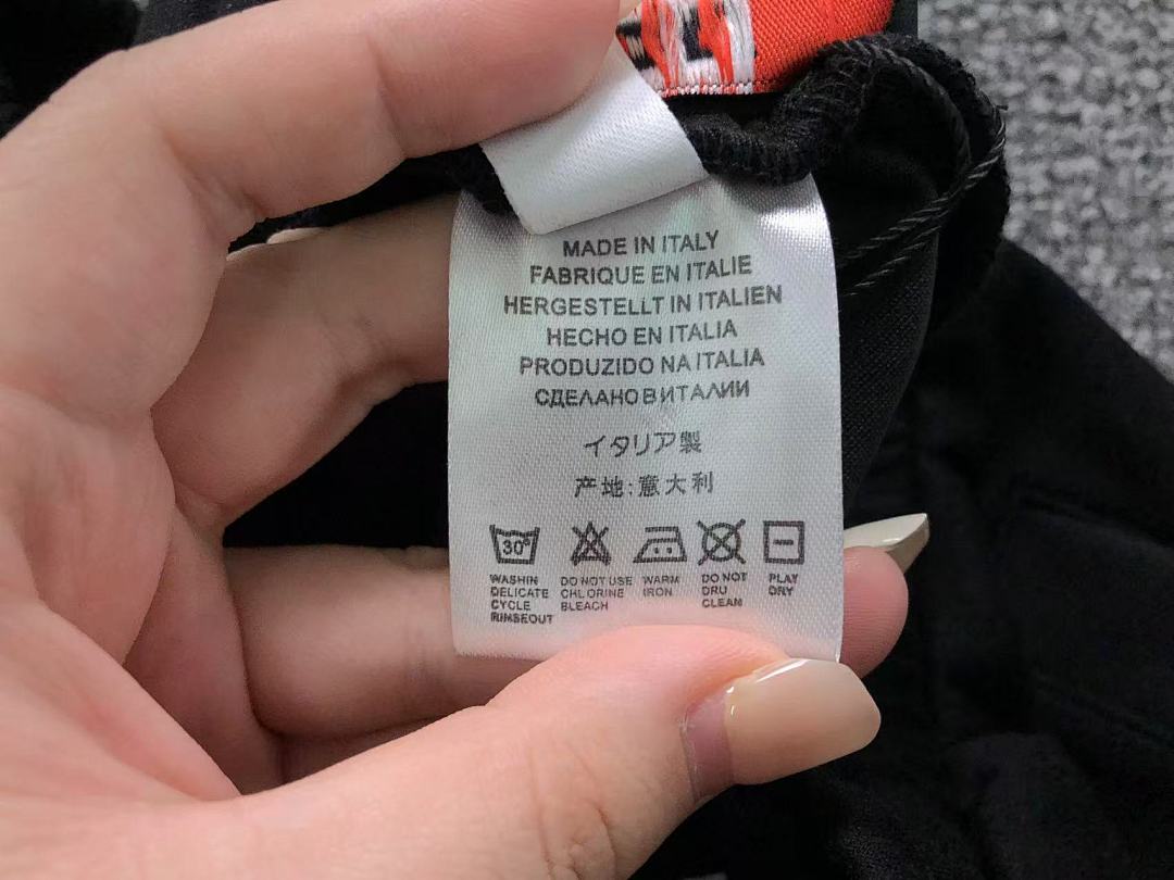 Prada 115 P⭐A⭐A SHORTS 3203234620 (Im 170Cm 60Kg I Wear Size L In The Phot) - Image 24
