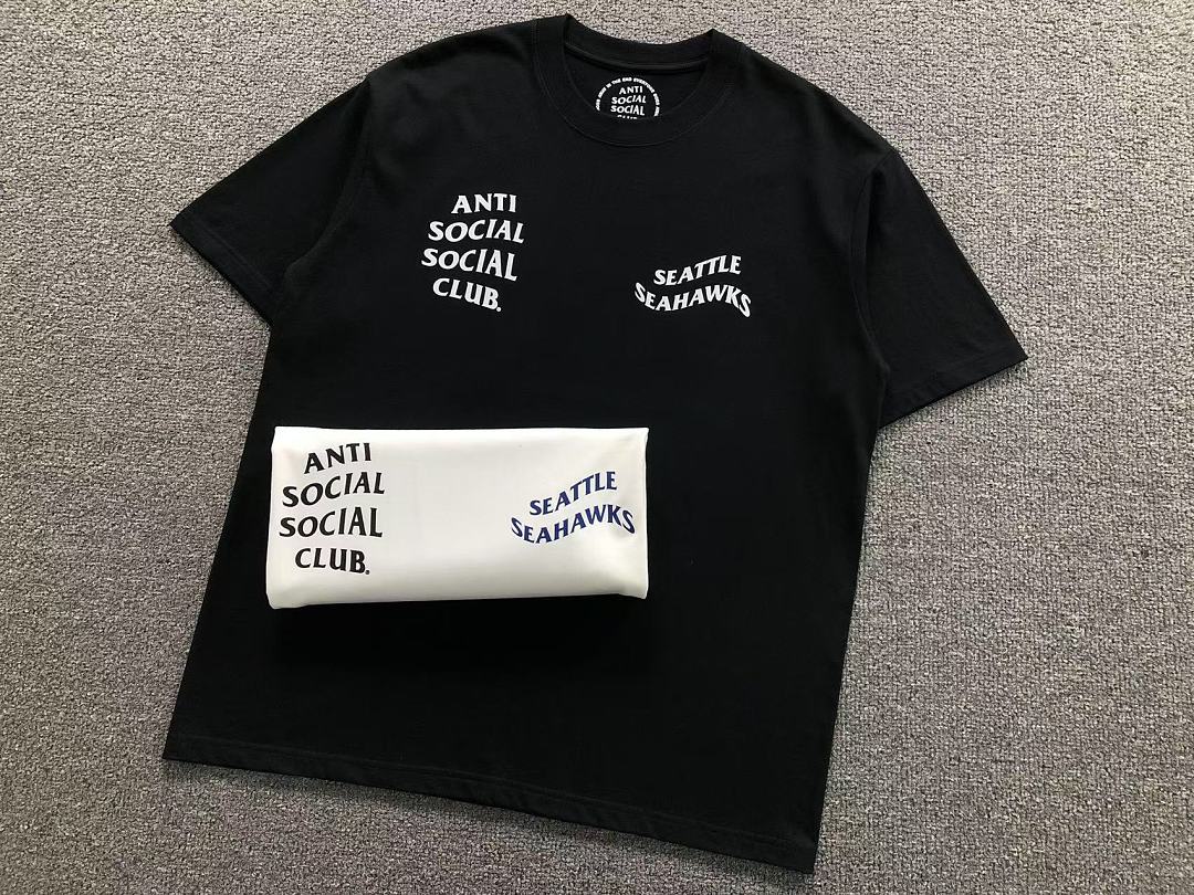 Christian Louboutin 88 ANTI SOCIAL CLUB T-SHIRT 3206213002 (Im 170Cm 60Kg I Wear Size M In The Phot) - Image 16