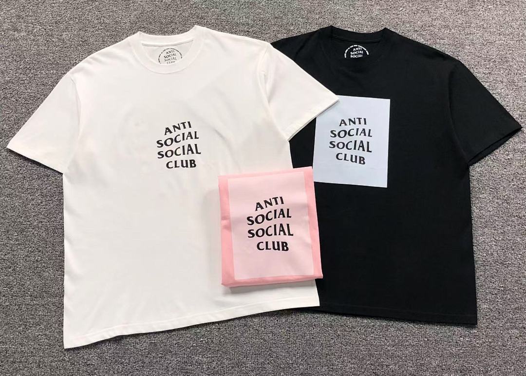 Christian Louboutin 85 ANTI SOCIAL CLUB T-SHIRT 41421002 (Im 170Cm 60Kg I Wear Size L In The Phot) - Image 5