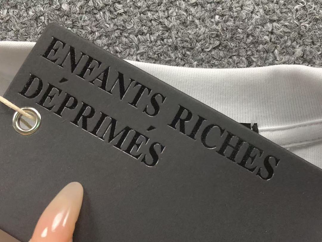 Chanel 98 ENFANTS RICHES DEPRIMES LONG SLEEVED 5211727162 (Im 170Cm 60Kg I Wear Size S In The Phot) - Image 16