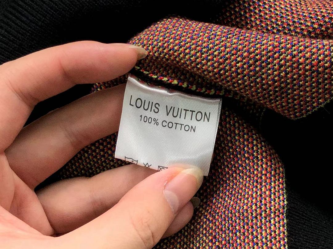 Louis Vuitton 138 L⭐ - Image 15