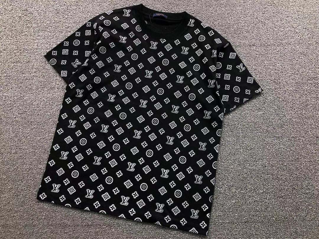Louis Vuitton 135 L⭐ T-SHIRT 3203272517 (Im 170Cm 65Kg I Wear Size M In The Phot) - Image 10