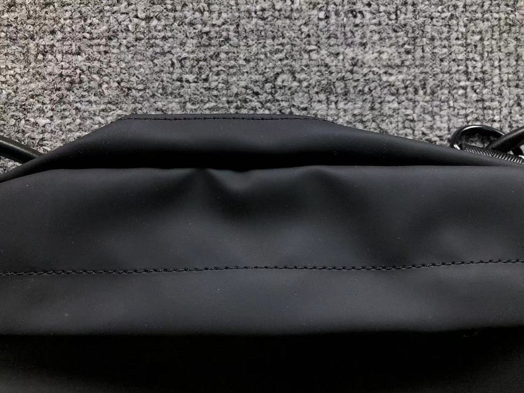 Fear of God 85 FOG BAG 5253005179 (Long 26CM* Wide 6CM* High 16CM) - Image 9