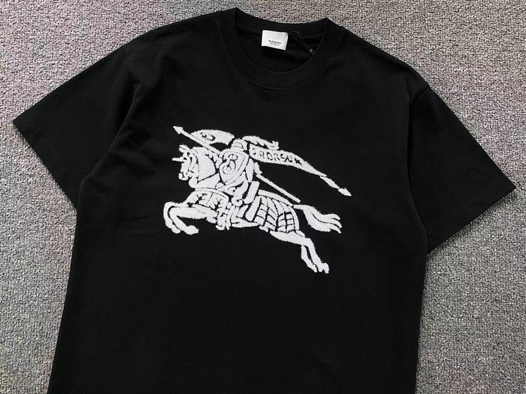 Burberry 118 B⭐R⭐E⭐RY T-SHIRT 11122005137 (Im 170Cm 55Kg I Wear Size M In The Phot) - Image 9