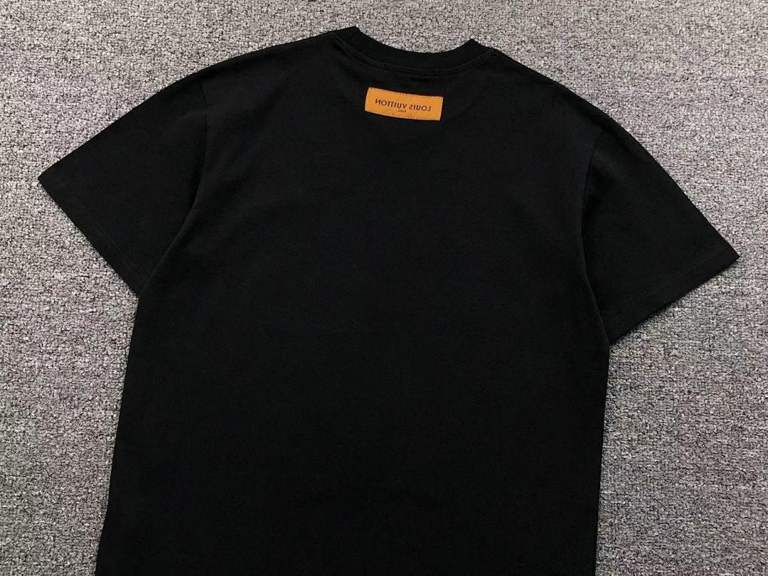 Louis Vuitton 128 L⭐ T-SHIRT 3203050521 (Im 170Cm 60Kg I Wear Size M In The Phot) - Image 16
