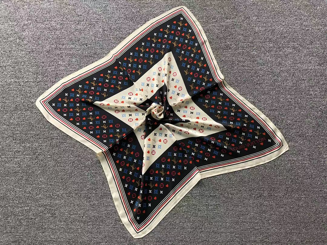 Louis Vuitton 68 L⭐ SCARF 31071903102 (Long 69CM* Wide - Image 6