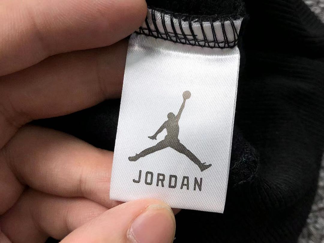 Air Jordan 105 A⭐R J⭐R⭐AN OFF-WHITE (WHITE HOODIE) - Image 30