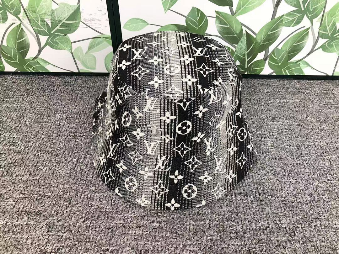 Louis Vuitton 68 L⭐ - Image 14