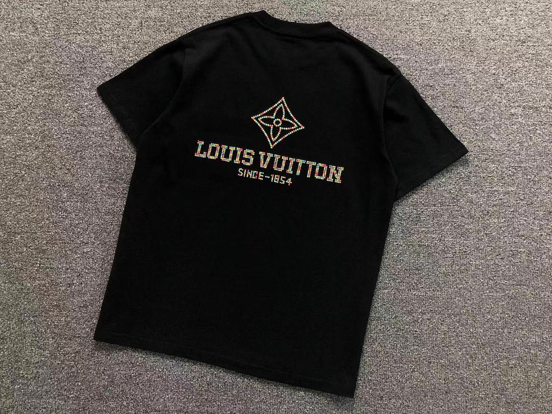 Louis Vuitton 125 L⭐ T-SHIRT 2208033815 (Im 170Cm 60Kg I Wear Size S In The Phot) - Image 14