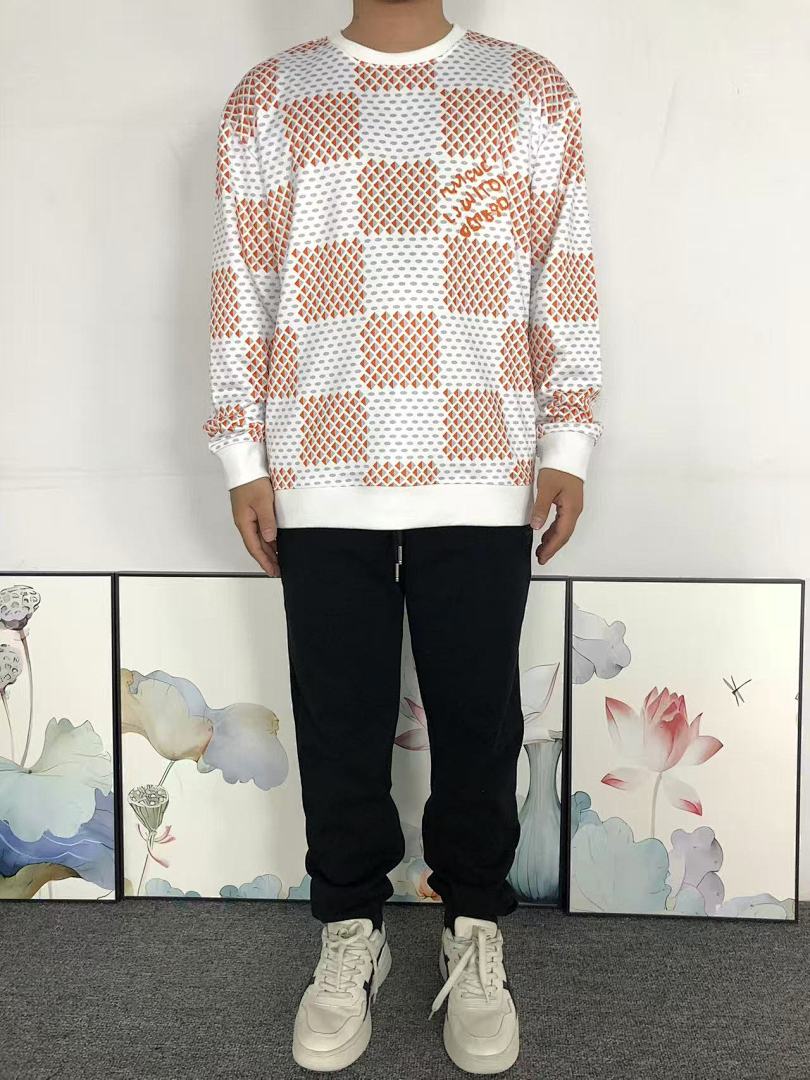 Louis Vuitton 95 L⭐ HOODIE 1111143532 (Im 170Cm 60Kg I Wear Size L In The Phot) - Image 3