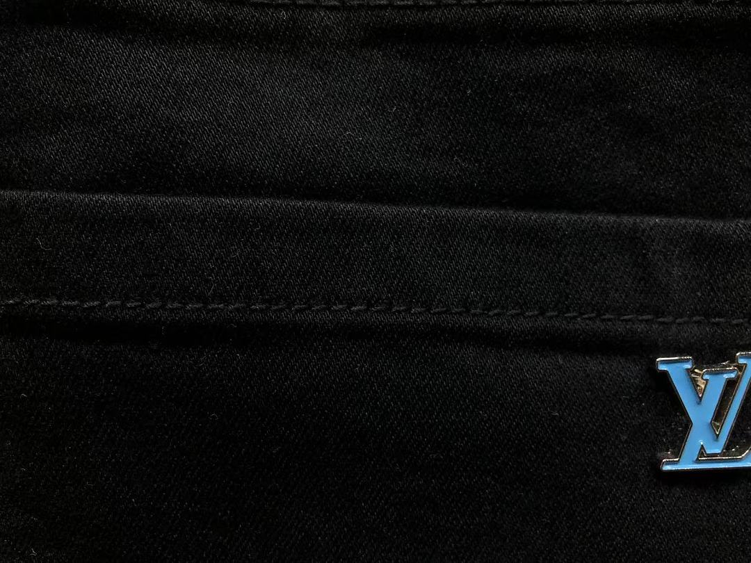 Louis Vuitton 188 L⭐ - Image 9