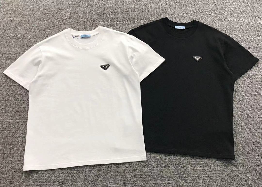 Prada 128 P⭐A⭐A T-SHIRT 211171321 (Im 170Cm 57Kg I Wear Size M In The Phot) - Image 5
