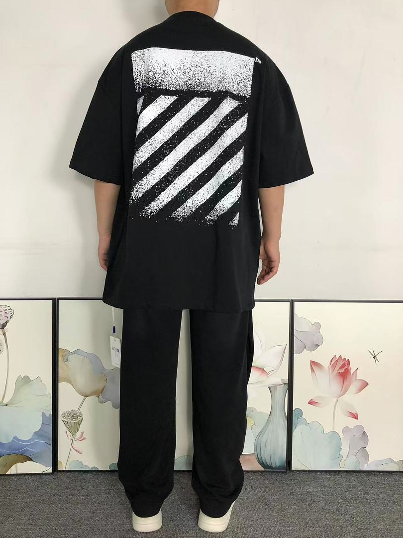 Off-White 118 OFF-WHITE T-SHIRT 42051421165 (Im 170Cm 60Kg I Wear Size M In The Phot) - Image 4