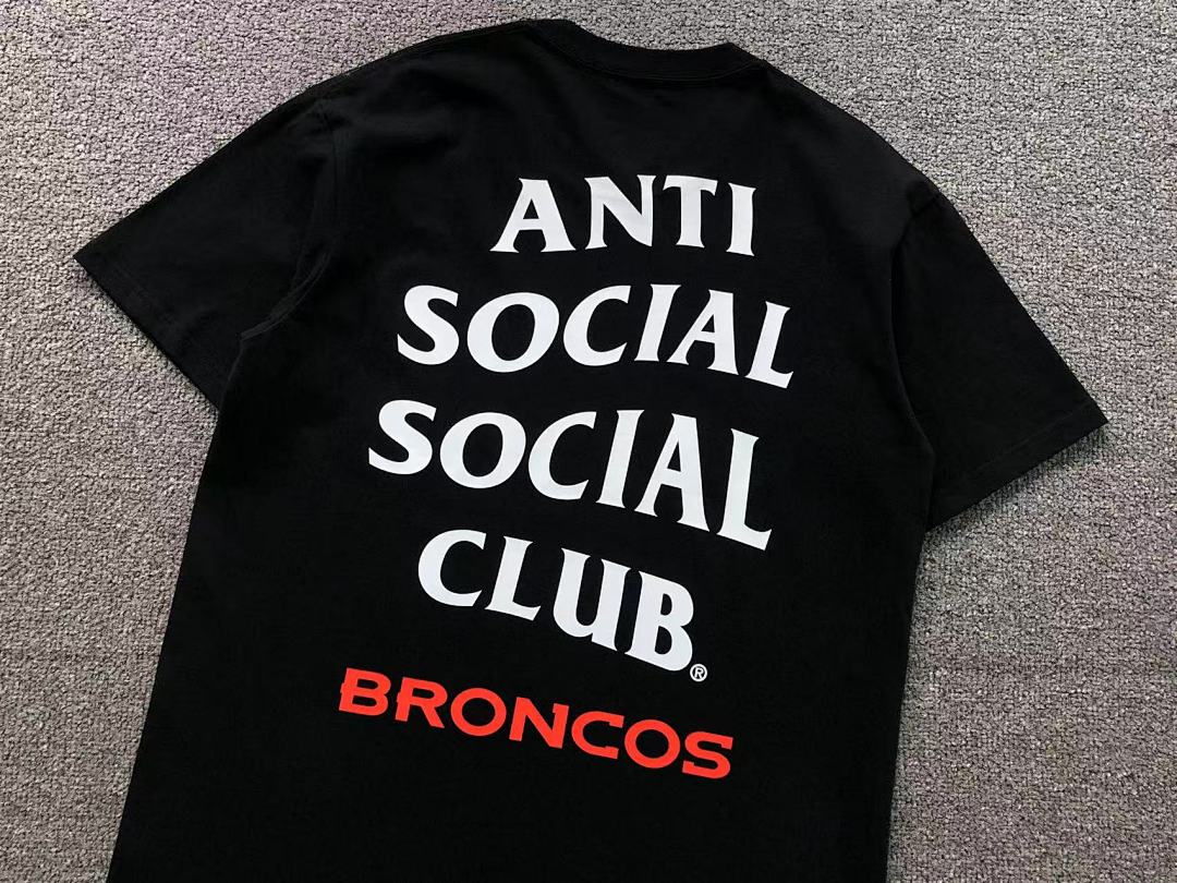 Christian Louboutin 85 ANTI SOCIAL CLUB T-SHIRT 123132202 (Im 170Cm 60Kg I Wear Size L In The Phot) - Image 9