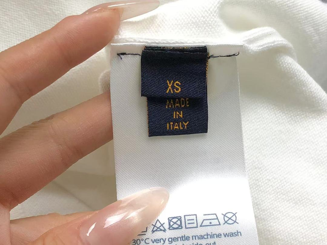 Louis Vuitton 178 L⭐ T-SHIRT 3204232221 (Im 170Cm 60Kg I Wear Size XS In The Phot) - Image 17