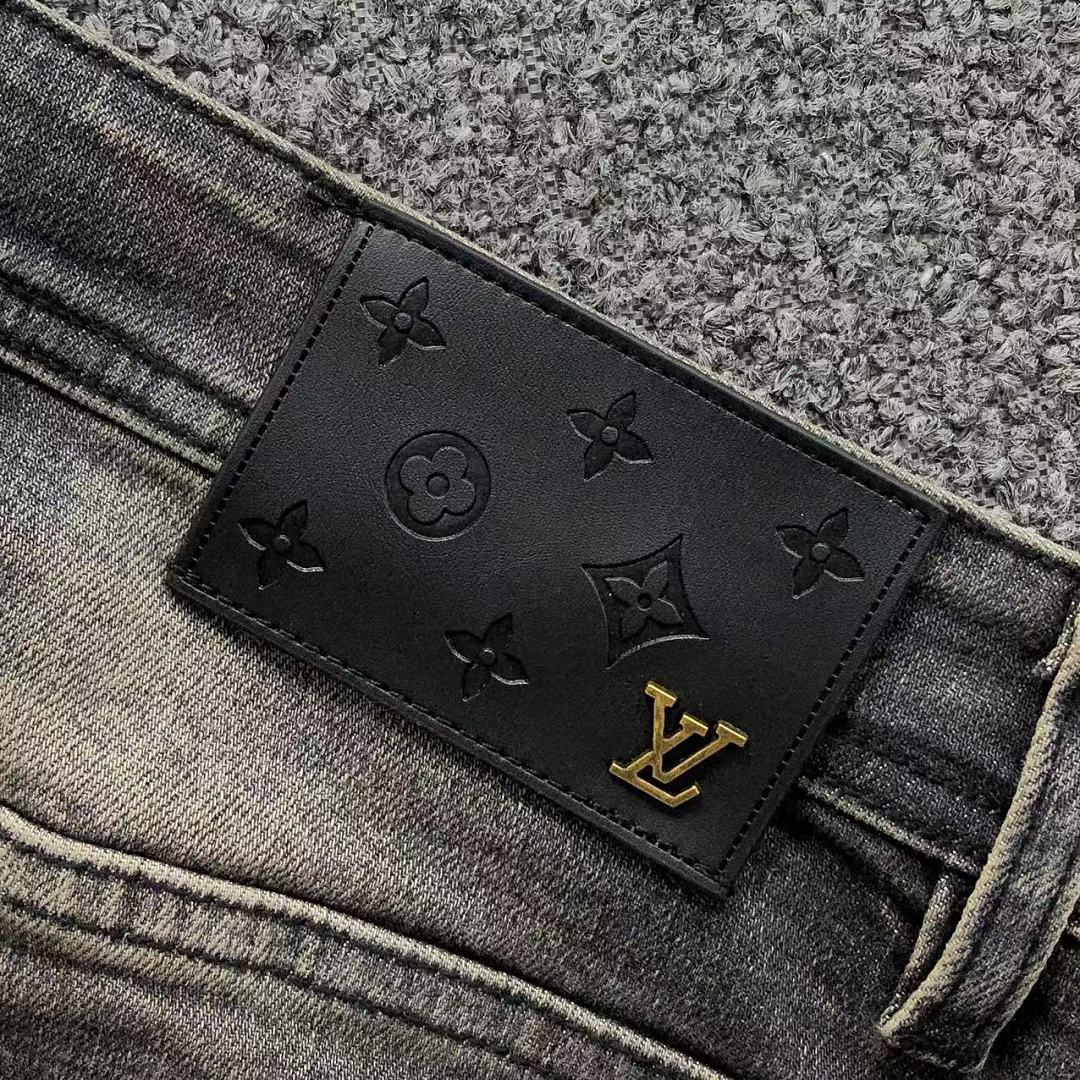 Louis Vuitton 195 L⭐ - Image 11