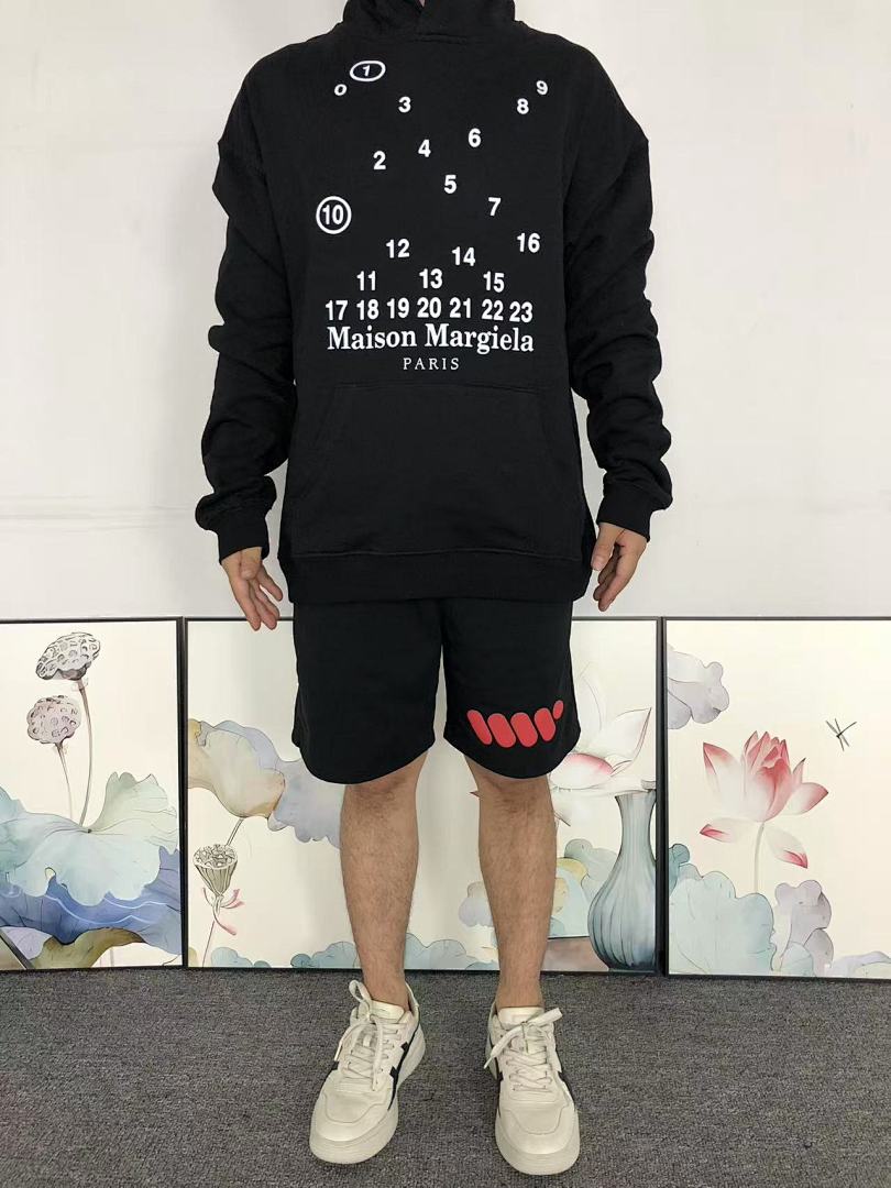 On Running 138 MAISON MARGIELA HOODIE 592801136 (Im 170Cm 60Kg I Wear Size S In The Phot) - Image 3