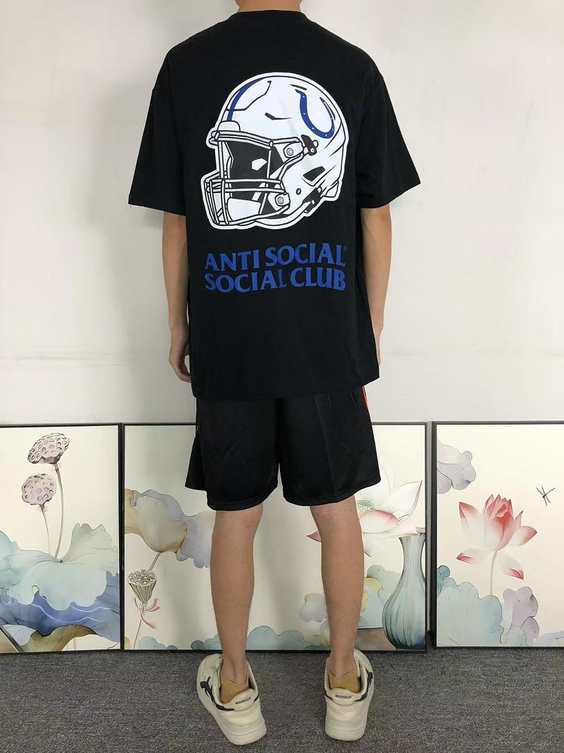 Christian Louboutin 88 ANTI SOCIAL CLUB T-SHIRT 126211402 (Im 170Cm 60Kg I Wear Size L In The Phot) - Image 4