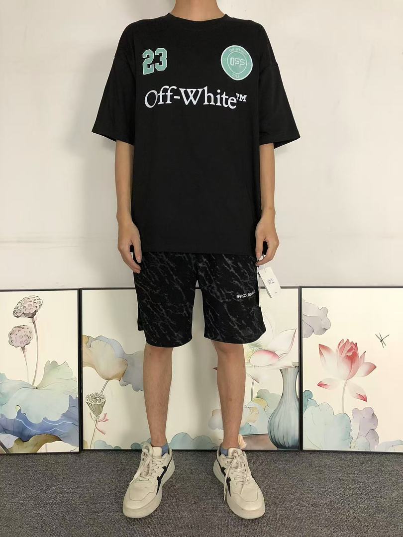 Off-White 105 OFF-WHITE T-SHIRT 5207030119 (Im 170Cm 60Kg I Wear Size M In The Phot) - Image 3