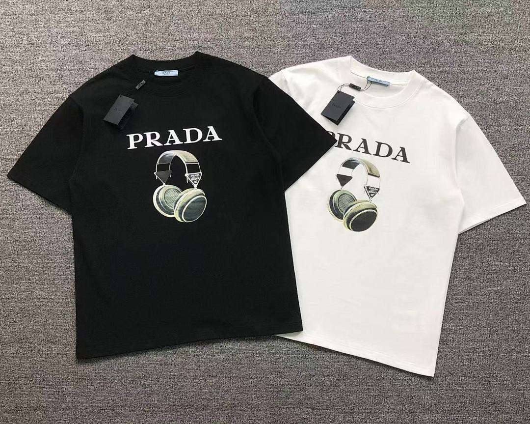 Prada 95 P⭐A⭐A T-SHIRT 3203145003 (Im 170Cm 60Kg I Wear Size M In The Phot) - Image 5
