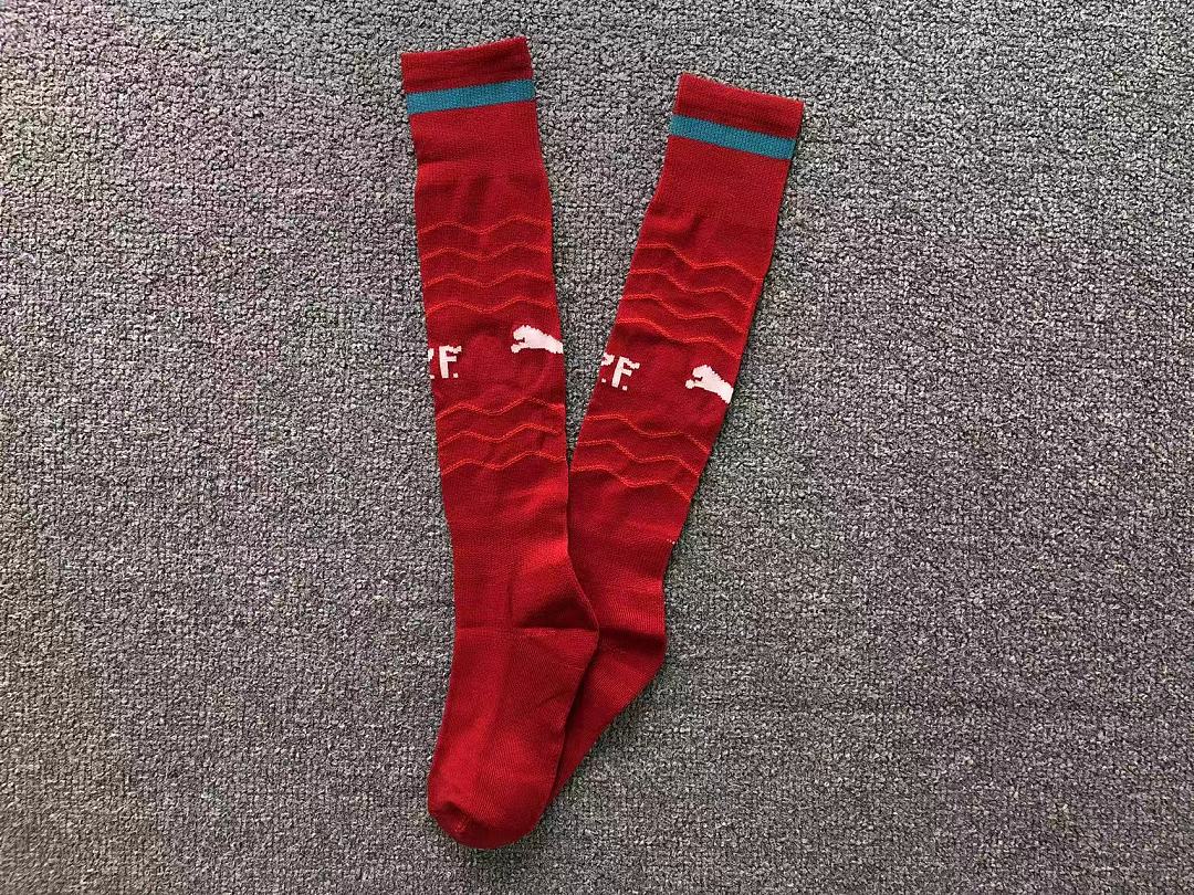 Chanel 39 FOOTBALL SOCKS - Image 2