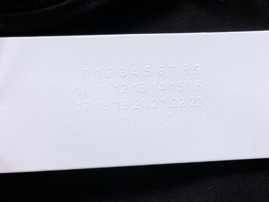 On Running 88 MAISON MARGIELA T-SHIRT 5231233162 (Im 170Cm 60Kg I Wear Size 46 In The Phot) - Image 17