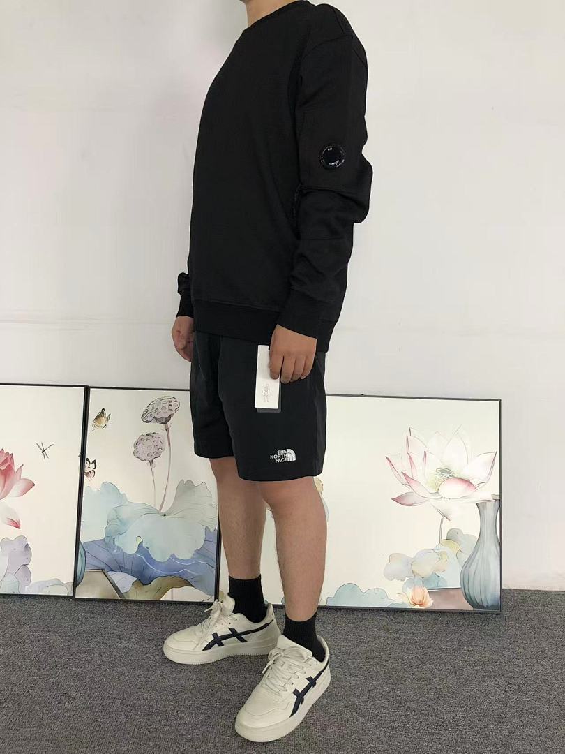 C.P. Company 215 CP HOODIE 3108272667 (Im 170Cm 60Kg I Wear Size L In The Phot) - Image 4