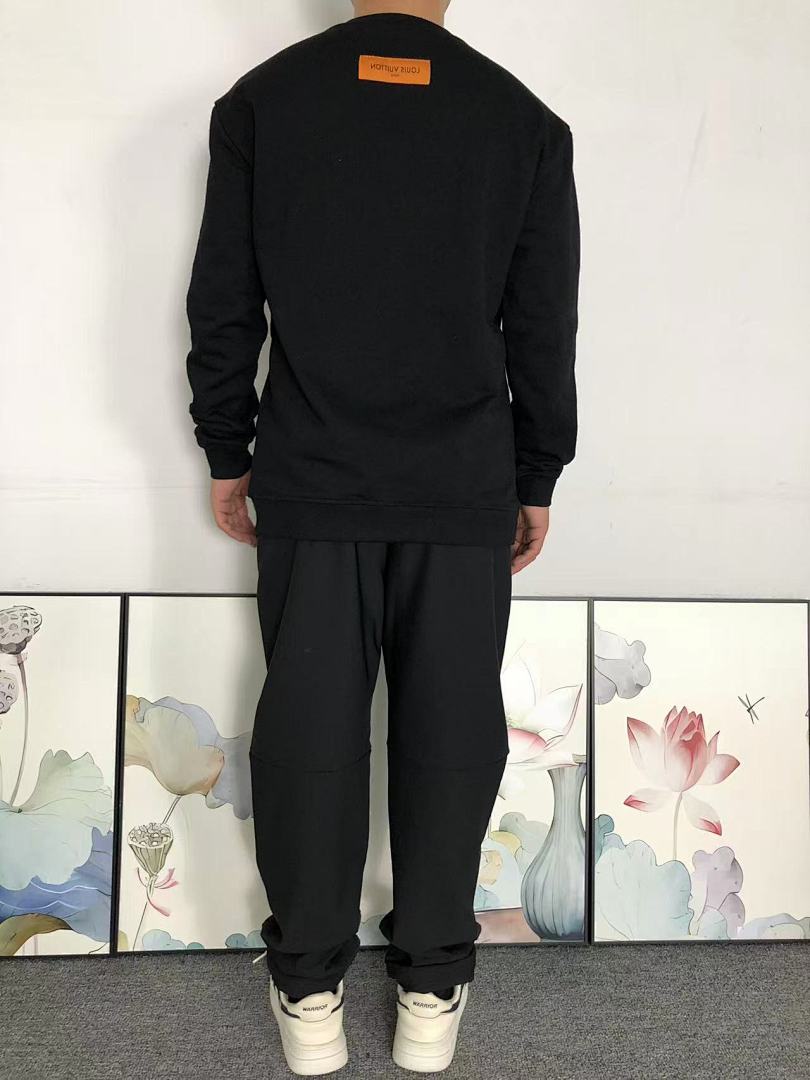 Louis Vuitton 158 L⭐ HOODIE 5112002147 (Im 170Cm 60Kg I Wear Size L In The Phot) - Image 4