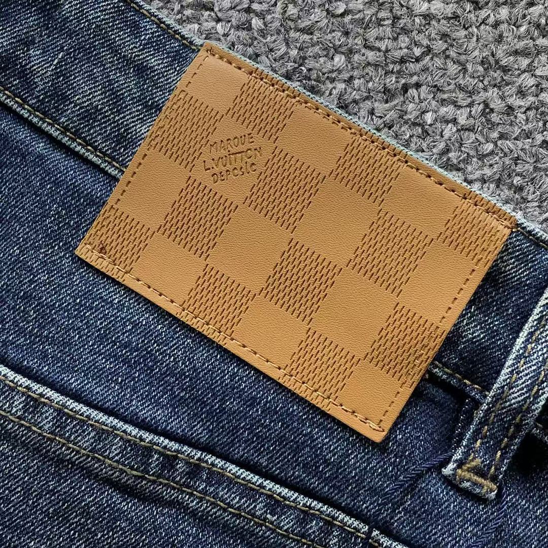 Louis Vuitton 195 L⭐ SHORTS 22061017125 (Im 170Cm 60Kg I Wear Size 31 In The Phot) - Image 9