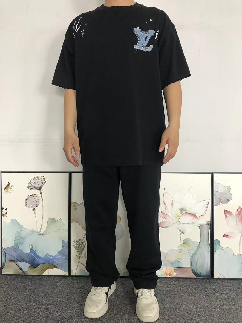 Louis Vuitton 125 L⭐ T-SHIRT 3201200921 (Im 170Cm 60Kg I Wear Size L In The Phot) - Image 3