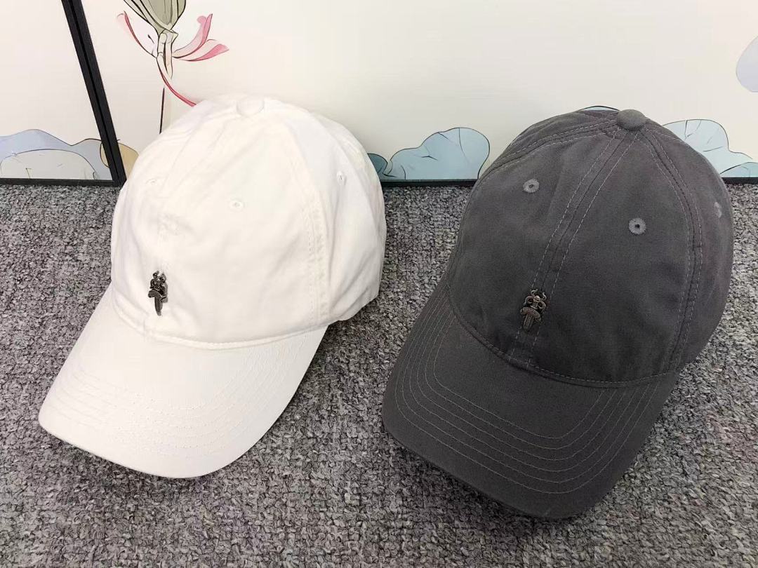 Comme des Garcons 75 C⭐⭐OME HE⭐⭐TS - Image 2