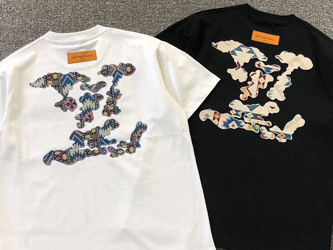 Louis Vuitton 118 L⭐ T-SHIRT 11122015137 (Im 170Cm 55Kg I Wear Size M In The Phot) - Image 6