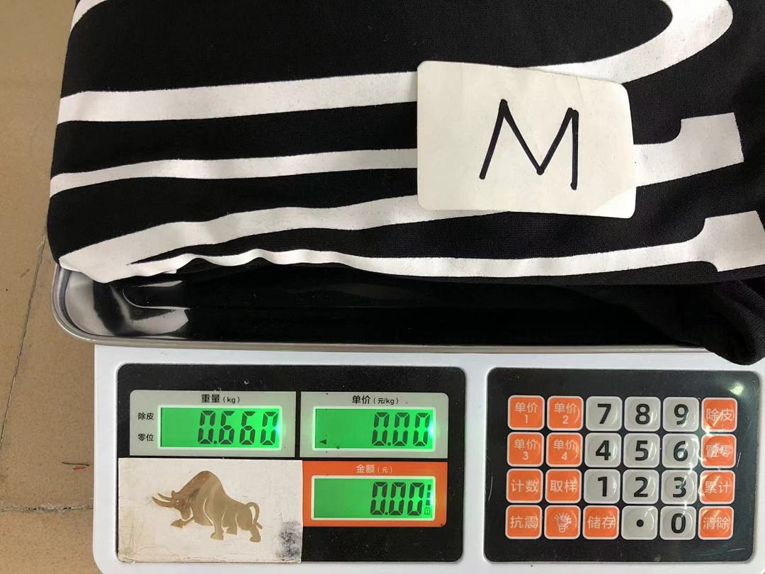 On Running 118 VLONE HOODIE 510112691 (Im 170Cm 60Kg I Wear Size M In The Phot) - Image 32