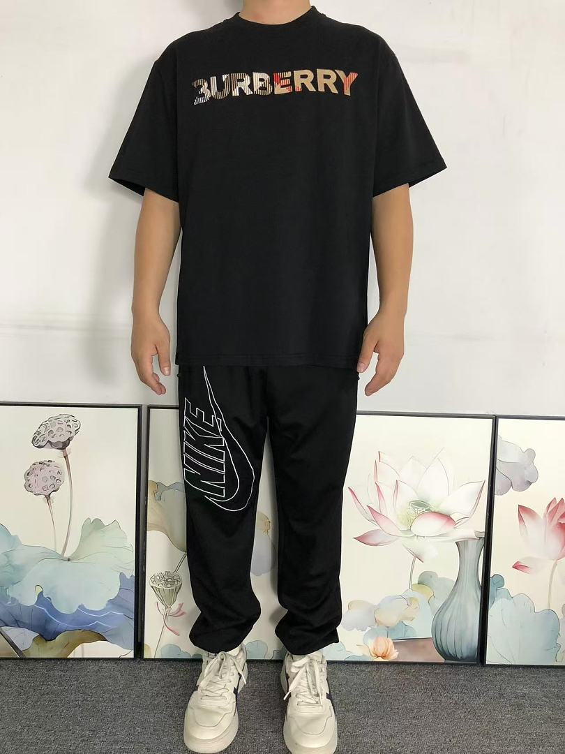 Burberry 113 B⭐R⭐E⭐RY T-SHIRT 5261102147 (Im 170Cm 60Kg I Wear Size M In The Phot) - Image 3