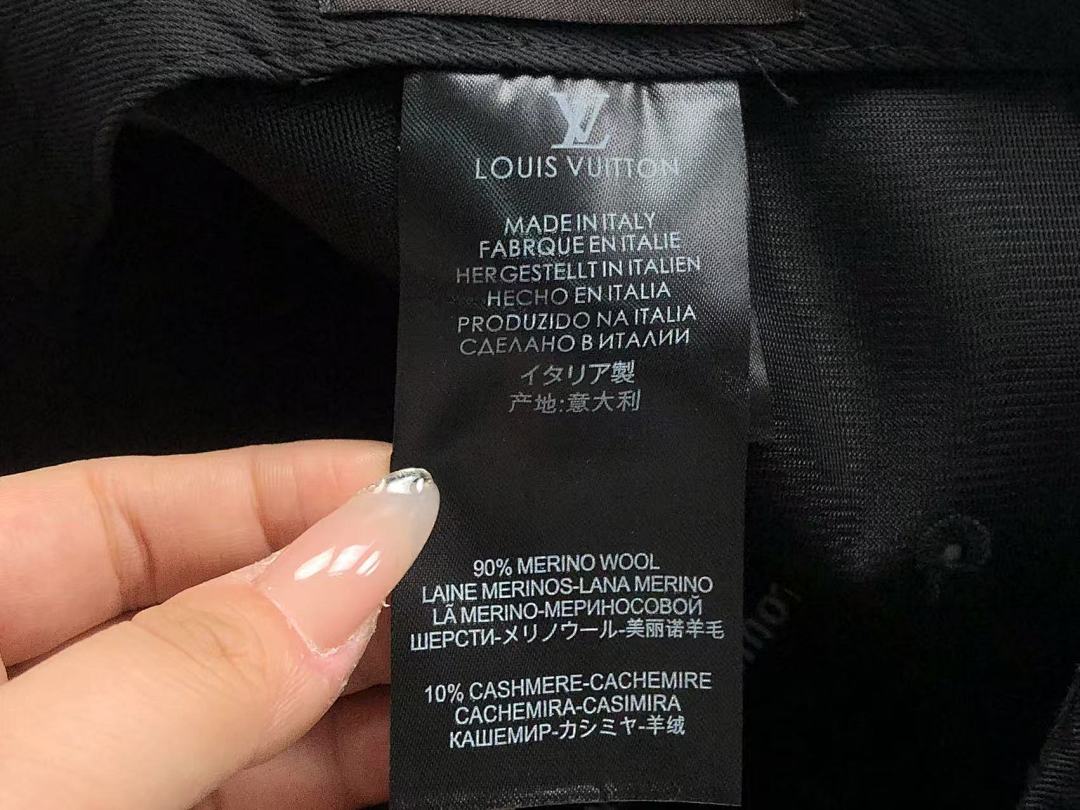 Louis Vuitton 68 L⭐ - Image 26