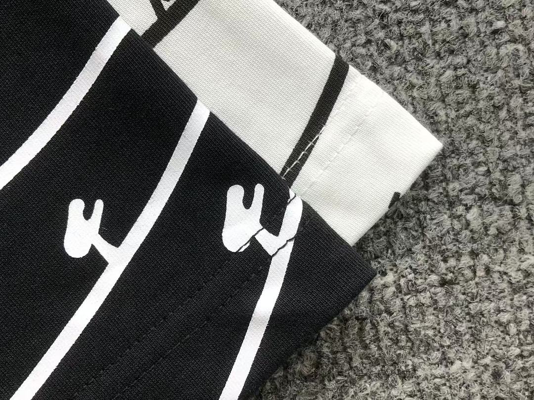 Louis Vuitton SHORTS 158 L⭐ T-SHIRT 2208020615 (Im 170Cm 60Kg I Wear Size S In The Phot) - Image 15