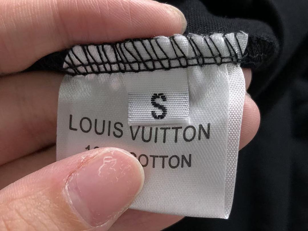 Louis Vuitton 125 L⭐ T-SHIRT 2208033615 (Im 170Cm 60Kg I Wear Size S In The Phot) - Image 18