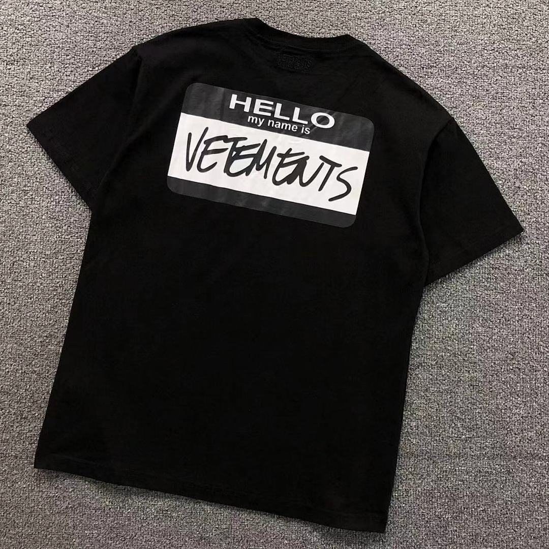 Vetements 88 VETEMENTS T-SHIRT 41081210145 (Im 170Cm 60Kg I Wear Size S In The Phot)