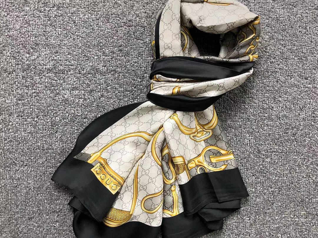 Gucci 68 G⭐C⭐I SCARF 2203170976 (Long 180CM* Wide 90CM*) - Image 9
