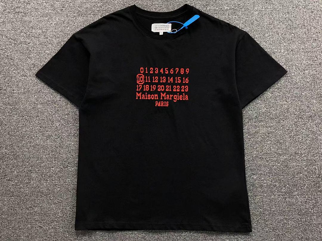 On Running 85 MAISON MARGIELA T-SHIRT 311151251 (Im 170Cm 57Kg I Wear Size 44 In The Phot) - Image 10